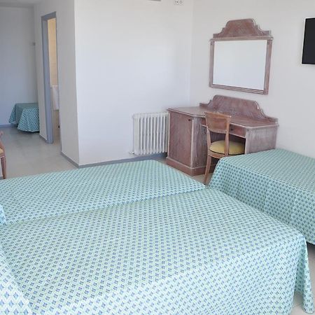 Hotel Neptuno مدينة إيبيزا المظهر الخارجي الصورة