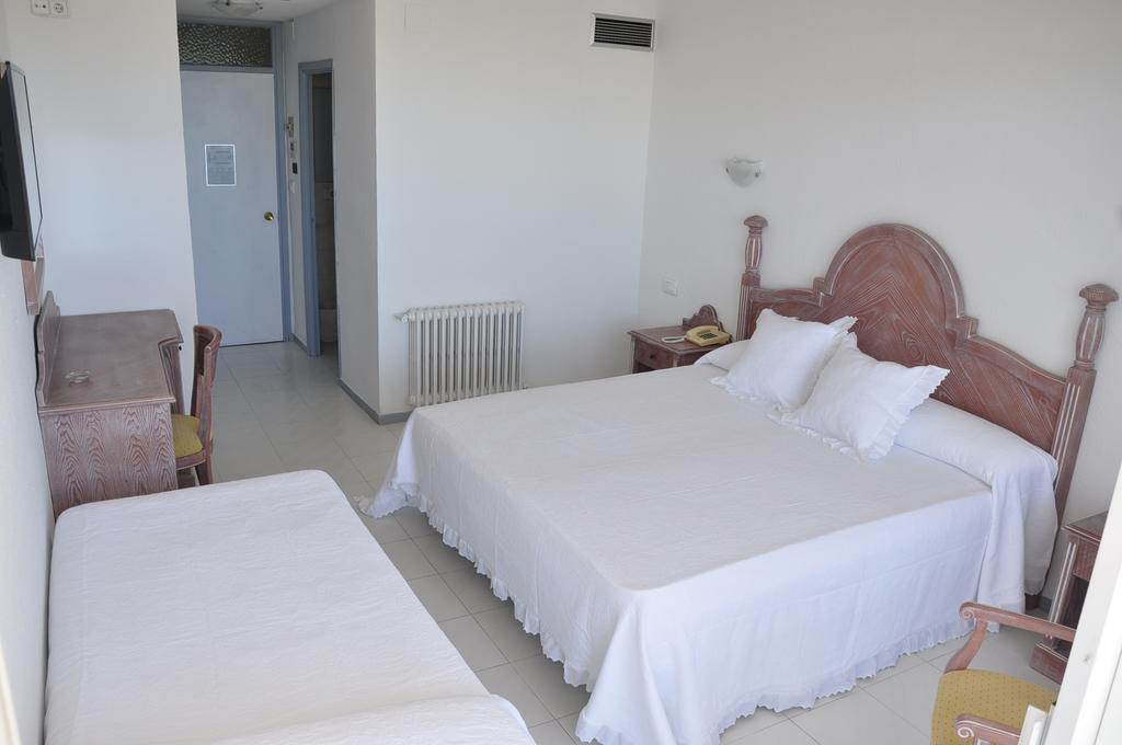 Hotel Neptuno مدينة إيبيزا المظهر الخارجي الصورة